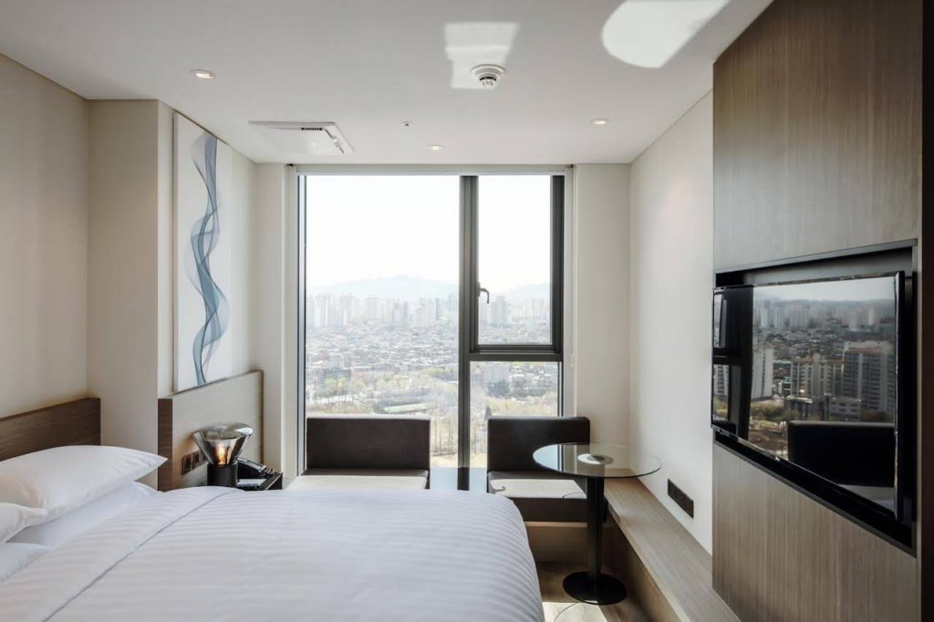 Фото Fairfield by Marriott Seoul