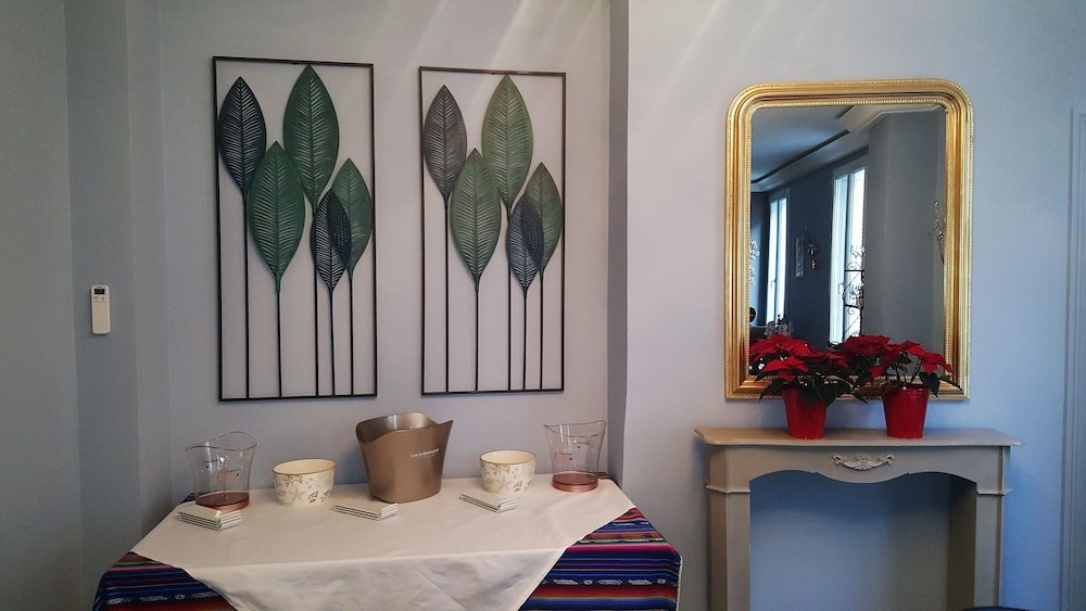 Фото Hôtel Chez Jacqueline