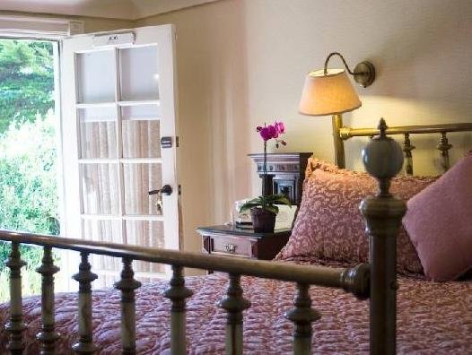 Фото The Mendocino Hotel and Garden Suites