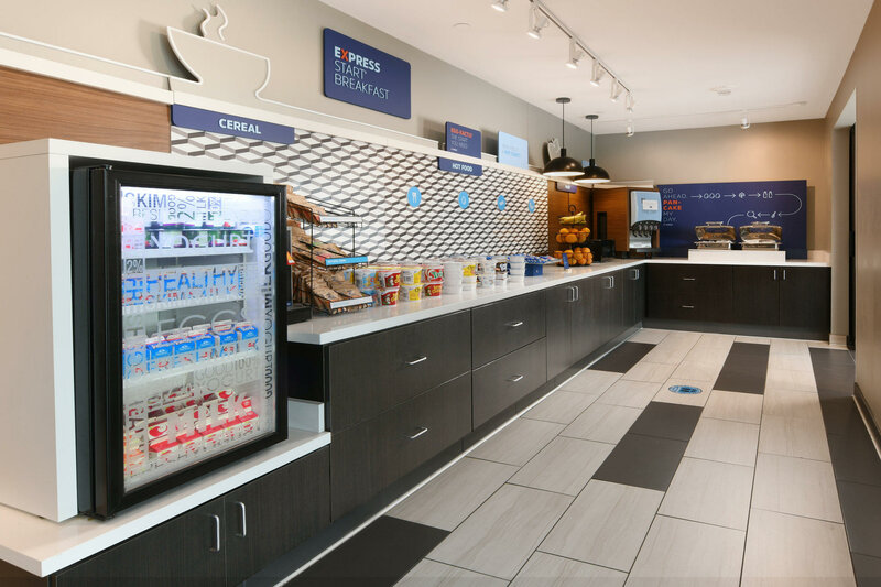 Гостиница Holiday Inn Express Hotel & Suites Fort Worth Downtown, an Ihg Hotel в Форт-Уэрт