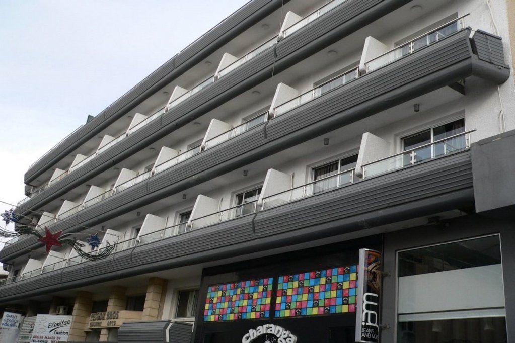 Фото Blazer Residence