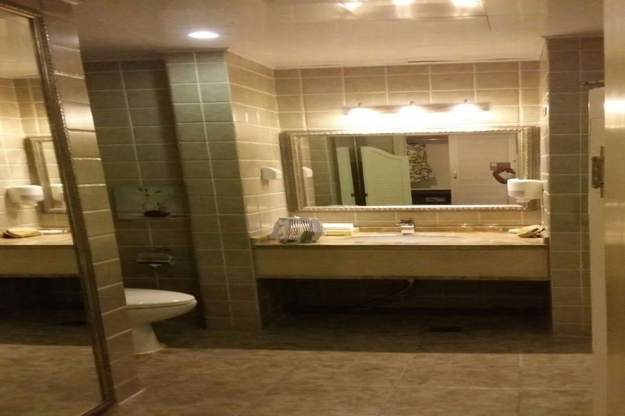 Фото 143793881972