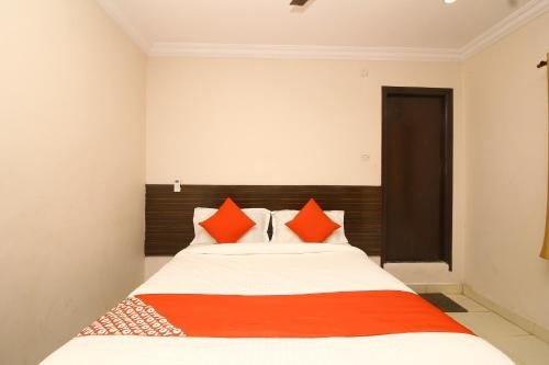 Фото Hotel Nav Bharat Residency