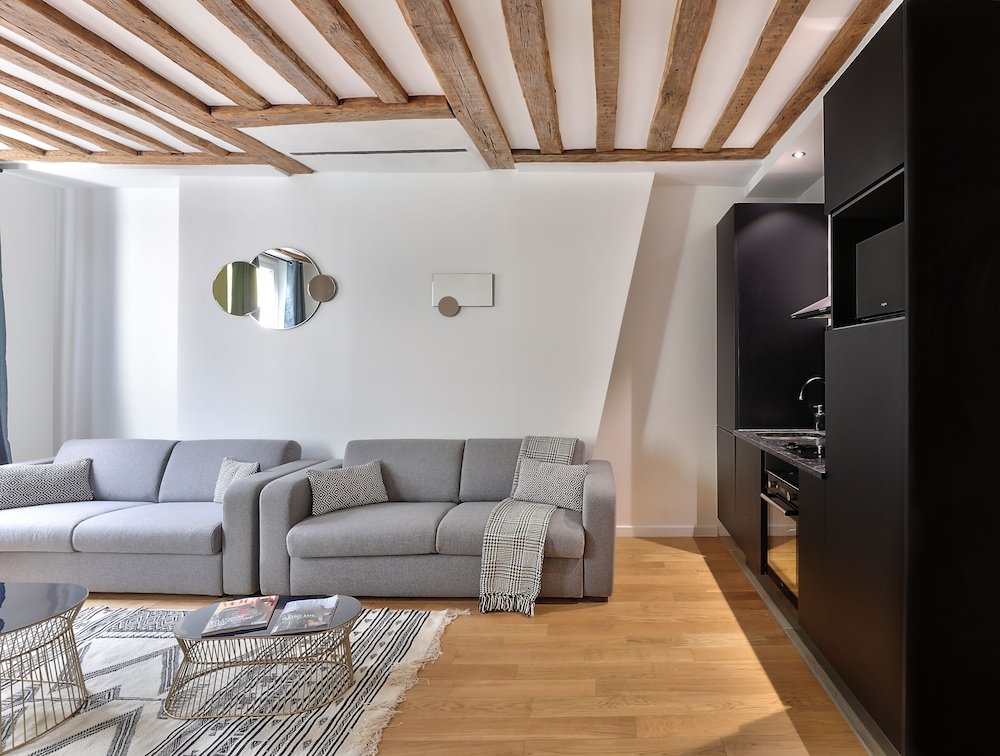 Фото 97 Urban Colonnes De Buren