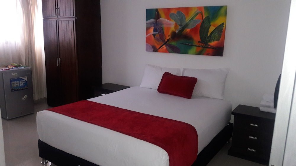 Фото Hotel Cafe Plaza