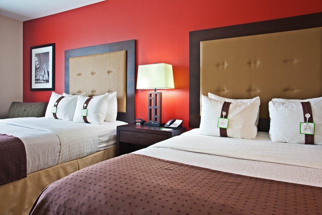 Фото DoubleTree by Hilton Chicago Midway Airport