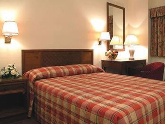 Фото Grand Burstin Hotel Folkestone