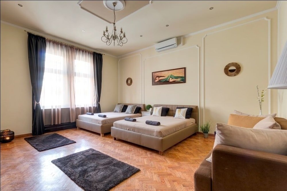 Фото Апартаменты Real Andrassy