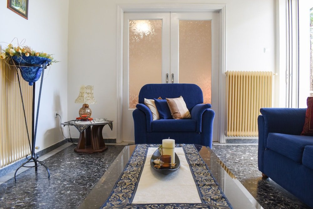 Фото Seaside Family Haven - Avia's Spacious Getaway