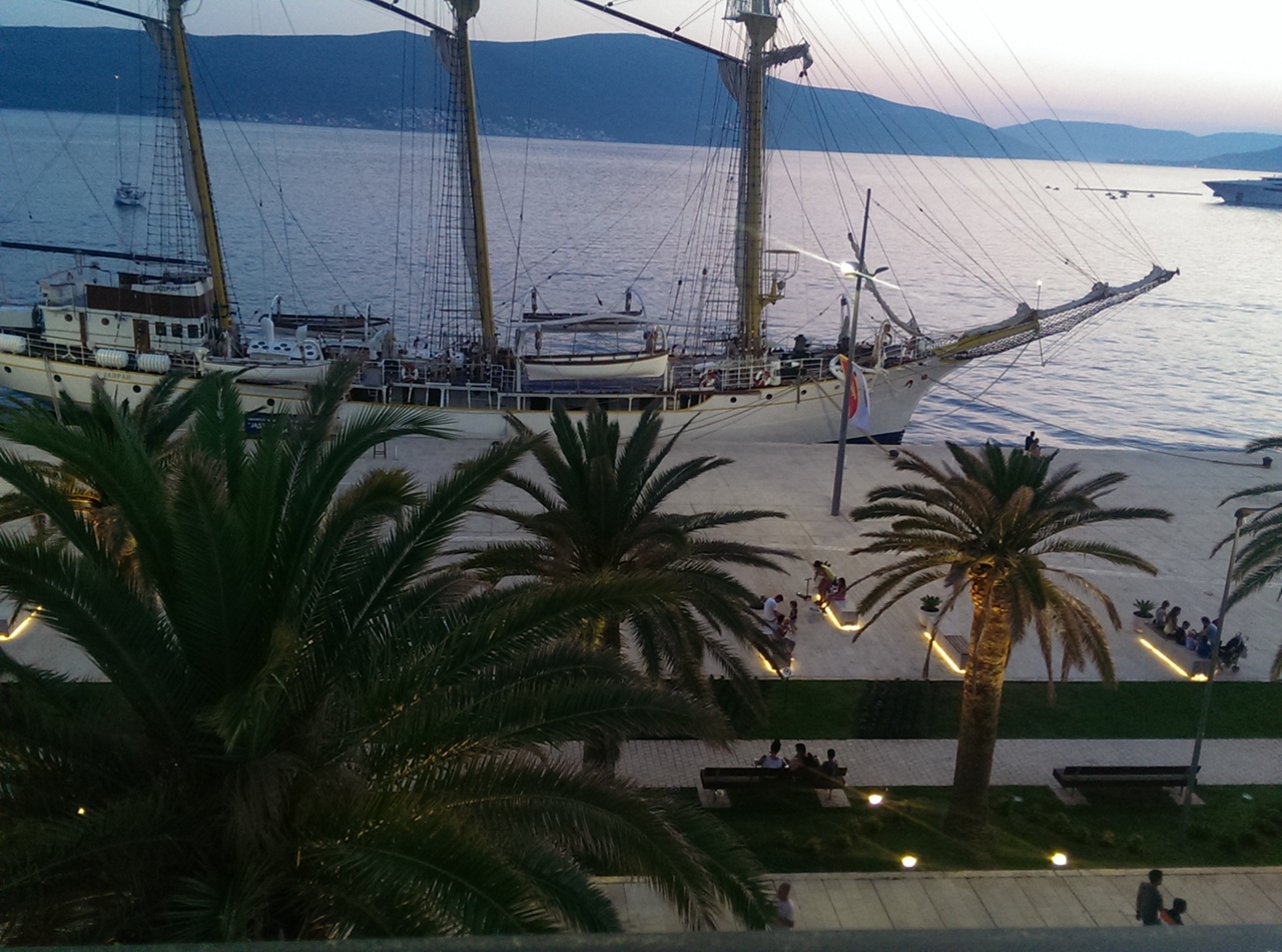 Фото Hotel Astoria Tivat
