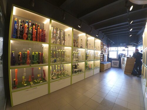 Tobacco and smoking accessories shop Bongo-Bong, Moscow, photo
