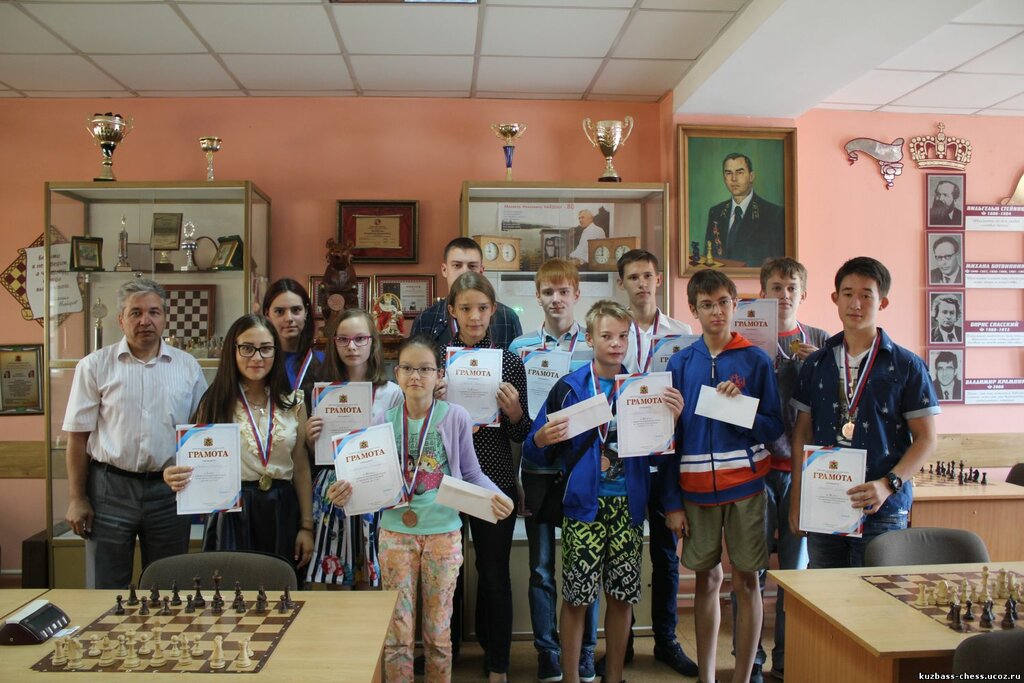 مدرسة رياضية Olympic Reserve Swimming Sports School ، كيميروفو، صورة