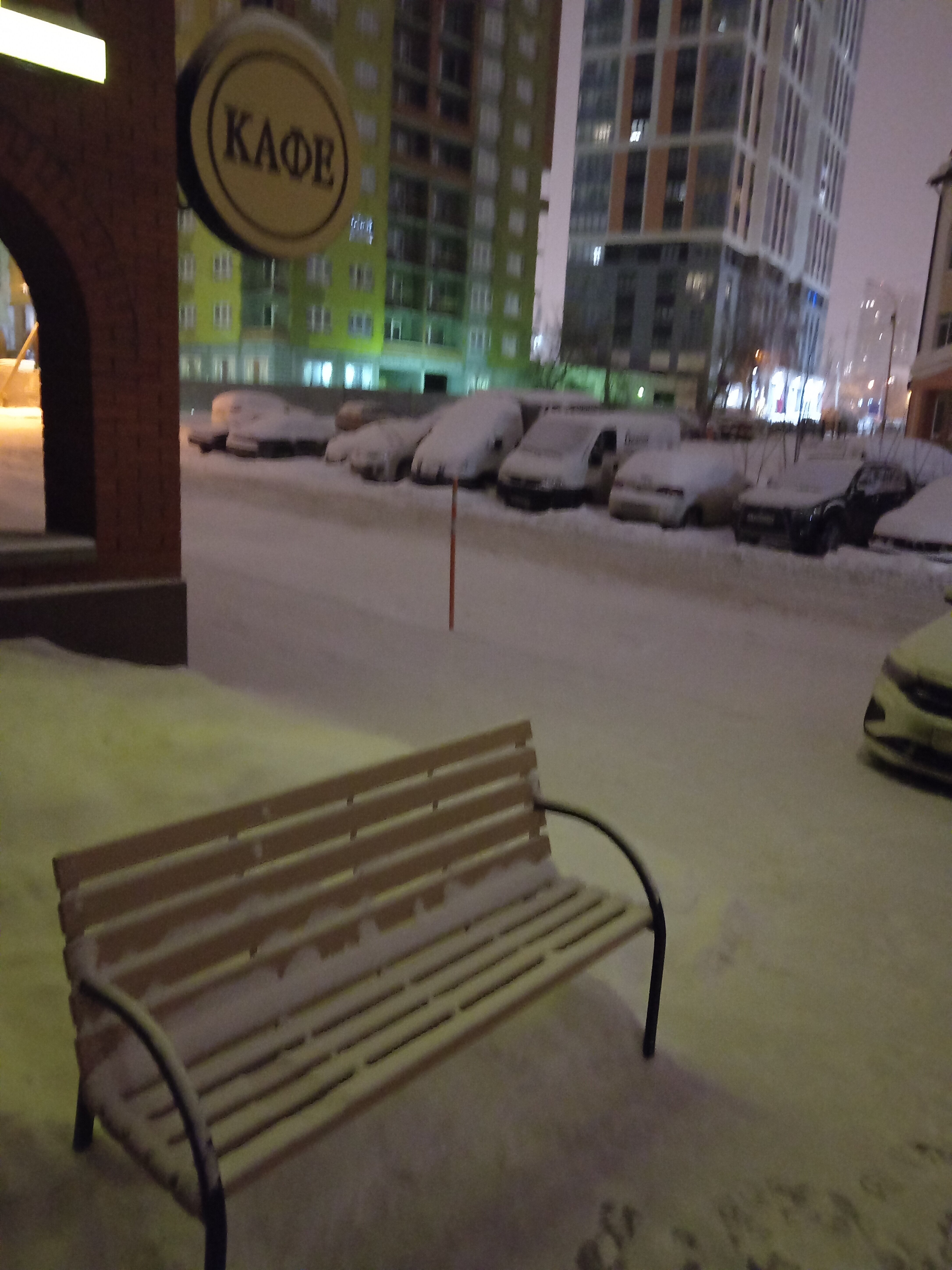 Фото Август