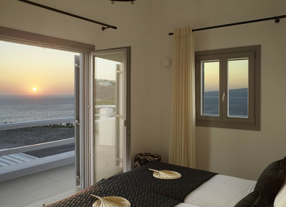 Фото Absolute Paradise Santorini- Adults Only