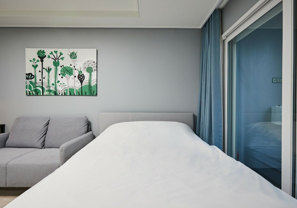 Фото Yeosu Ungcheon First by SoTA