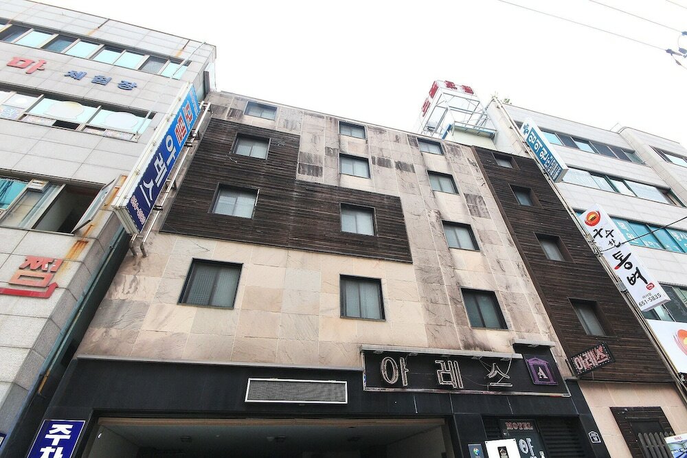 Фото отеля 1