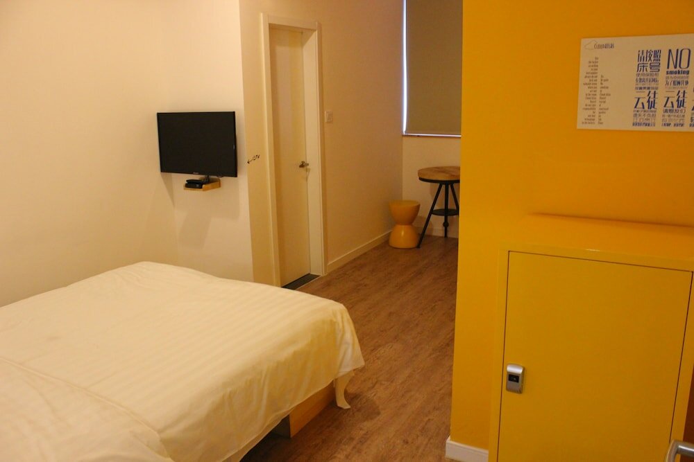 Фото Chengdu Cloudatlas Hostel