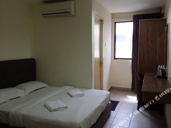 Фото One Hotel Sadong Jaya