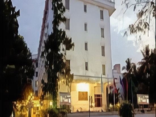 Фото The Capitol Hotel