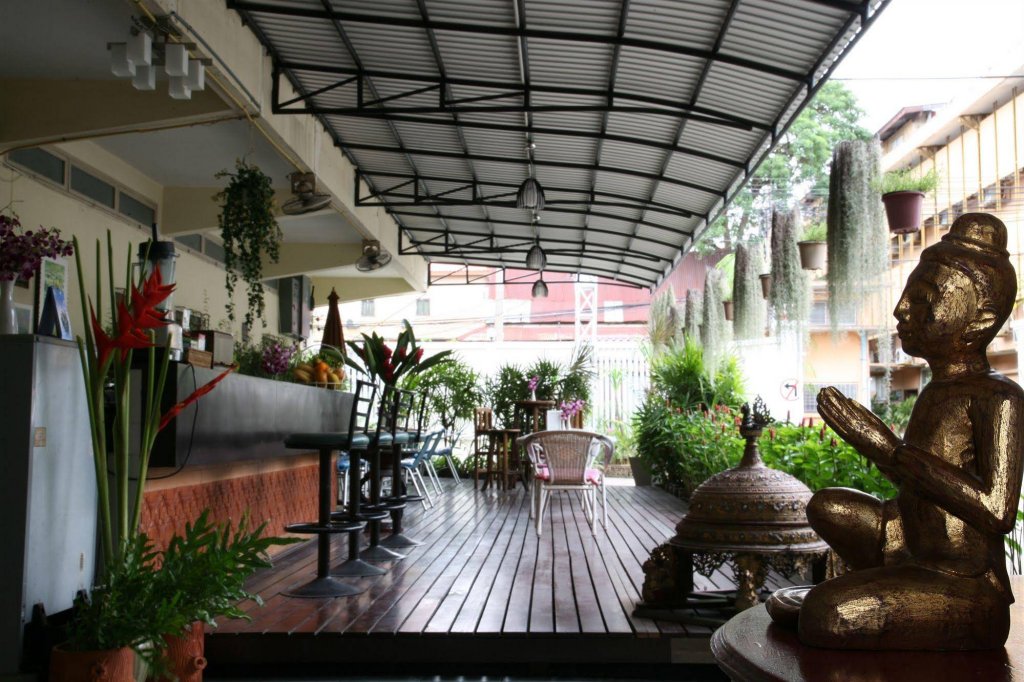 Фото Rajata Hotel