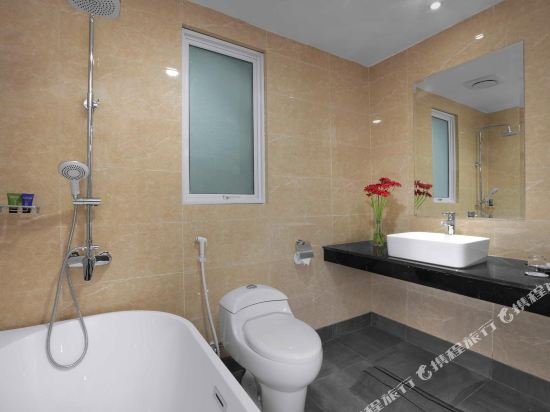 Фото Отель Aston Batam Hotel & Residences