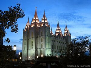 Гостиница Hilton Salt Lake City Center