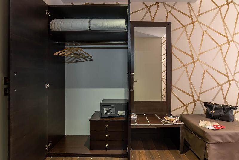 Фото Infinity Hotel St Peter