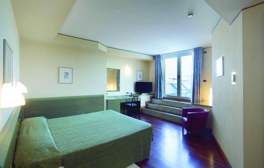 Фото Hotel Royal