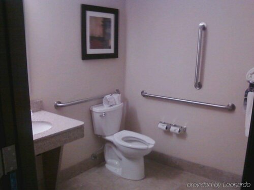 Гостиница Holiday Inn Express Hotel & Suites Sidney by Ihg в Сидни