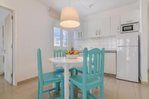 Фото Apartamentos Parque Tropical