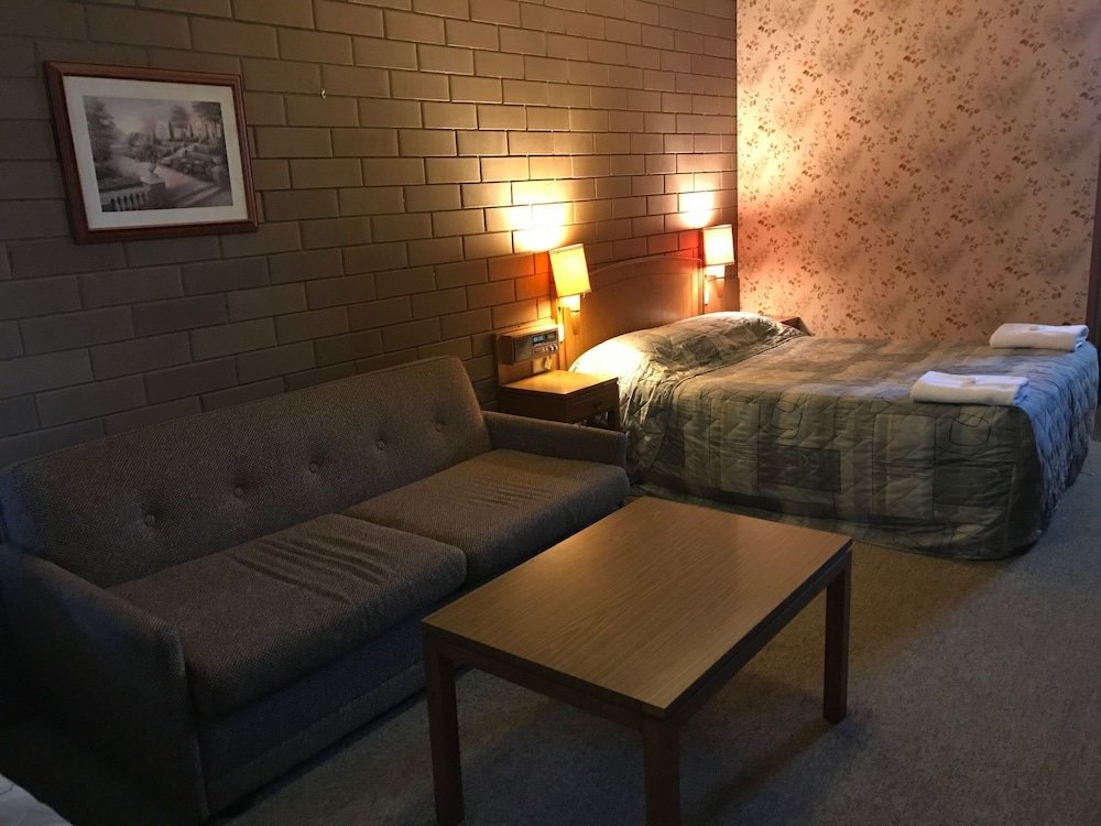 Фото Century Motor Inn