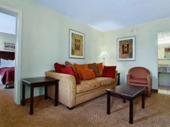 Фото Days Inn by Wyndham Springfield/Phil. Intl Airport