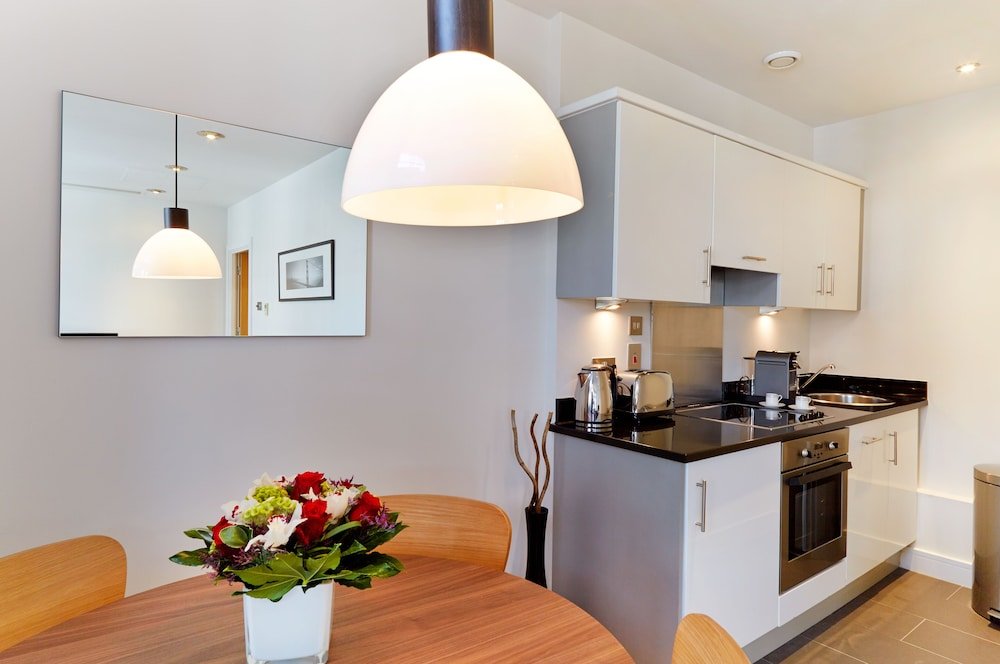 Фото Cheval Harrington Court