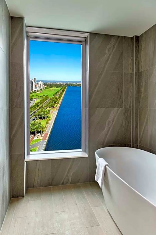 Фото DoubleTree by Hilton Perth Waterfront