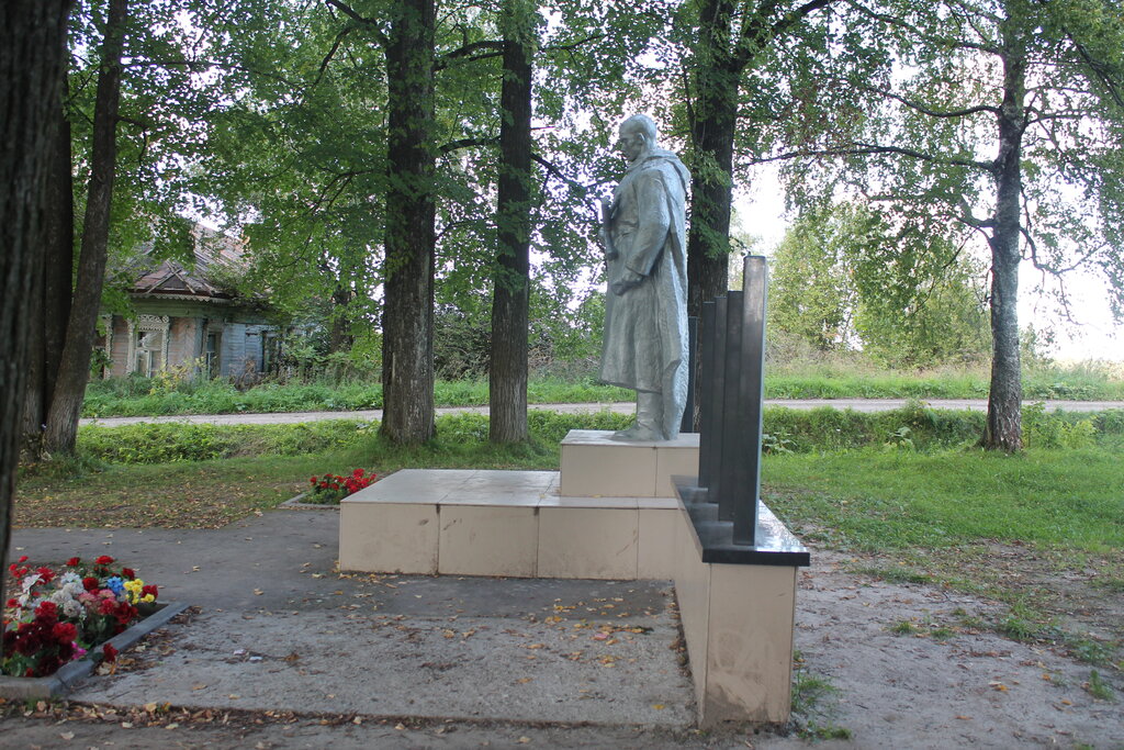 Памятник, мемориал Погибшим воинам-землякам, Вологодская область, фото