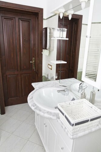 Гостиница Casa 3 Guesthouse в Орадя