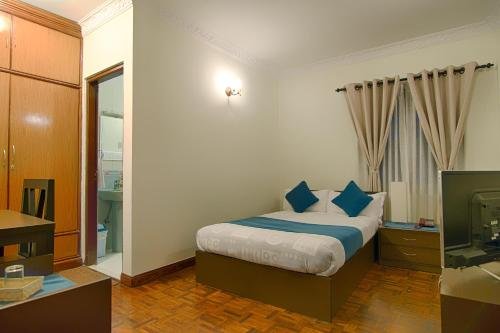 Фото Suburb Cafe & Inn