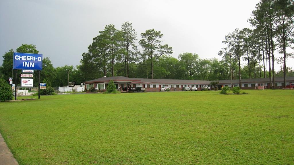 Фото отеля 1