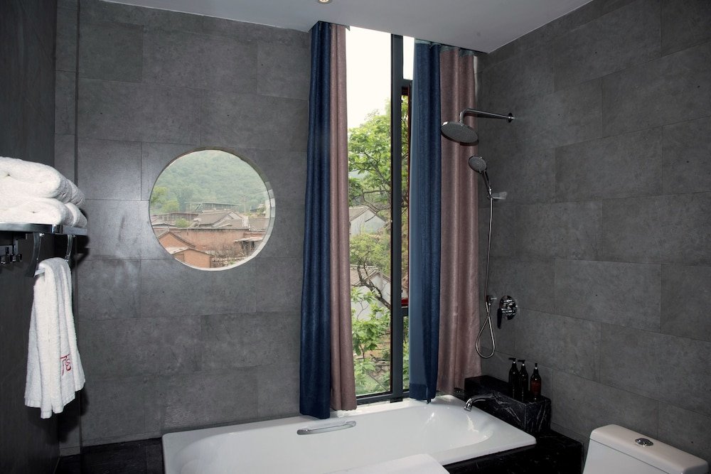 Фото Lotus Mountain Boutique Inn