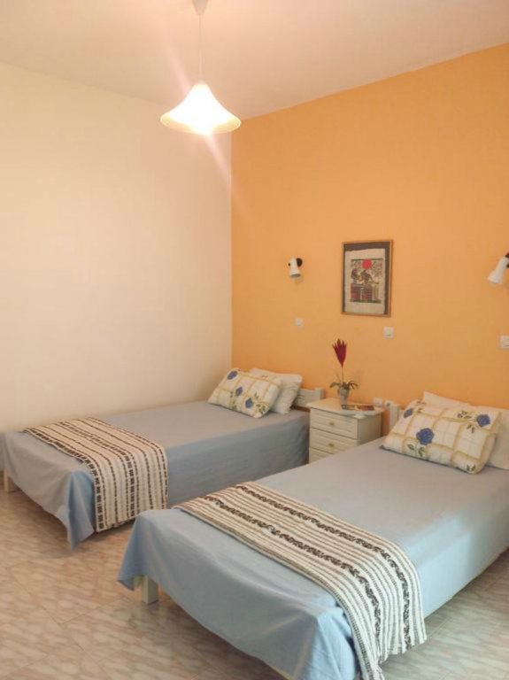 Фото Odyseas Studios - Near Lourdas Beach