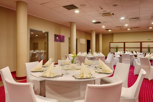 Гостиница Focus Hotel Katowice Chorzow в Руде-Силезской