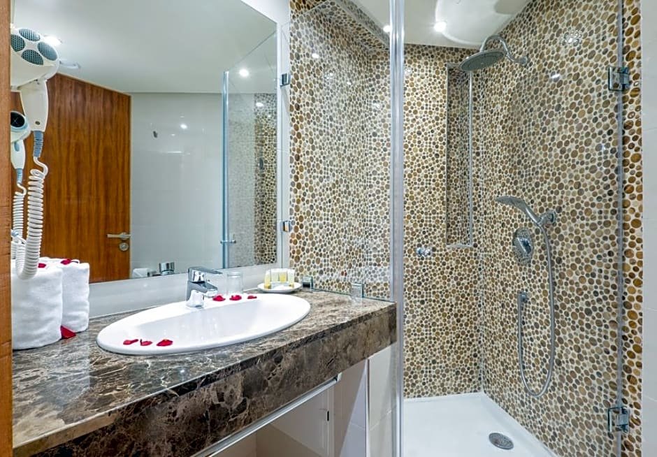 Фото Ayoub Hotel & SPA