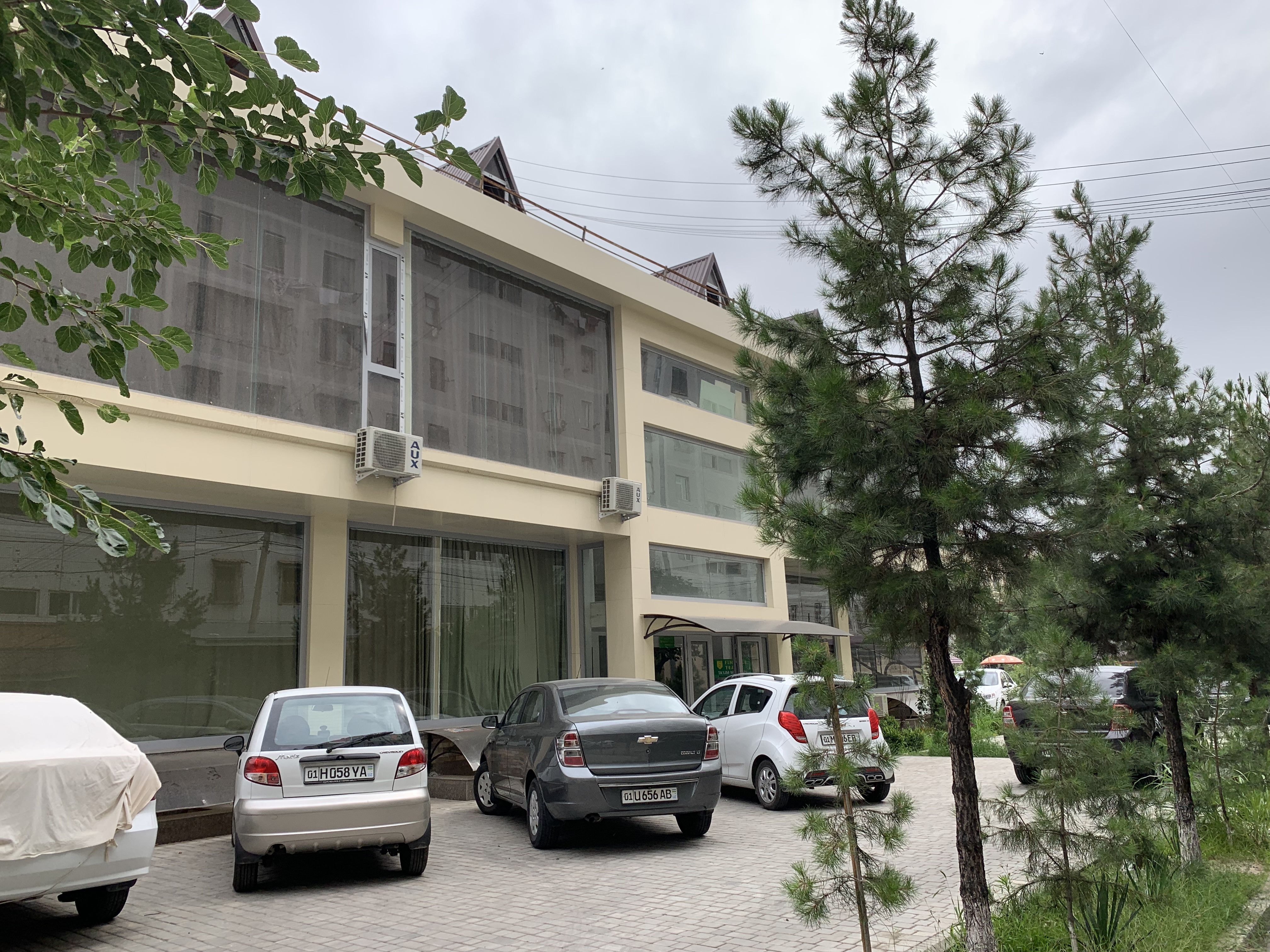 Lager maslahatchilari 2023 yilda yashirin kamerada porno suratga olishadi