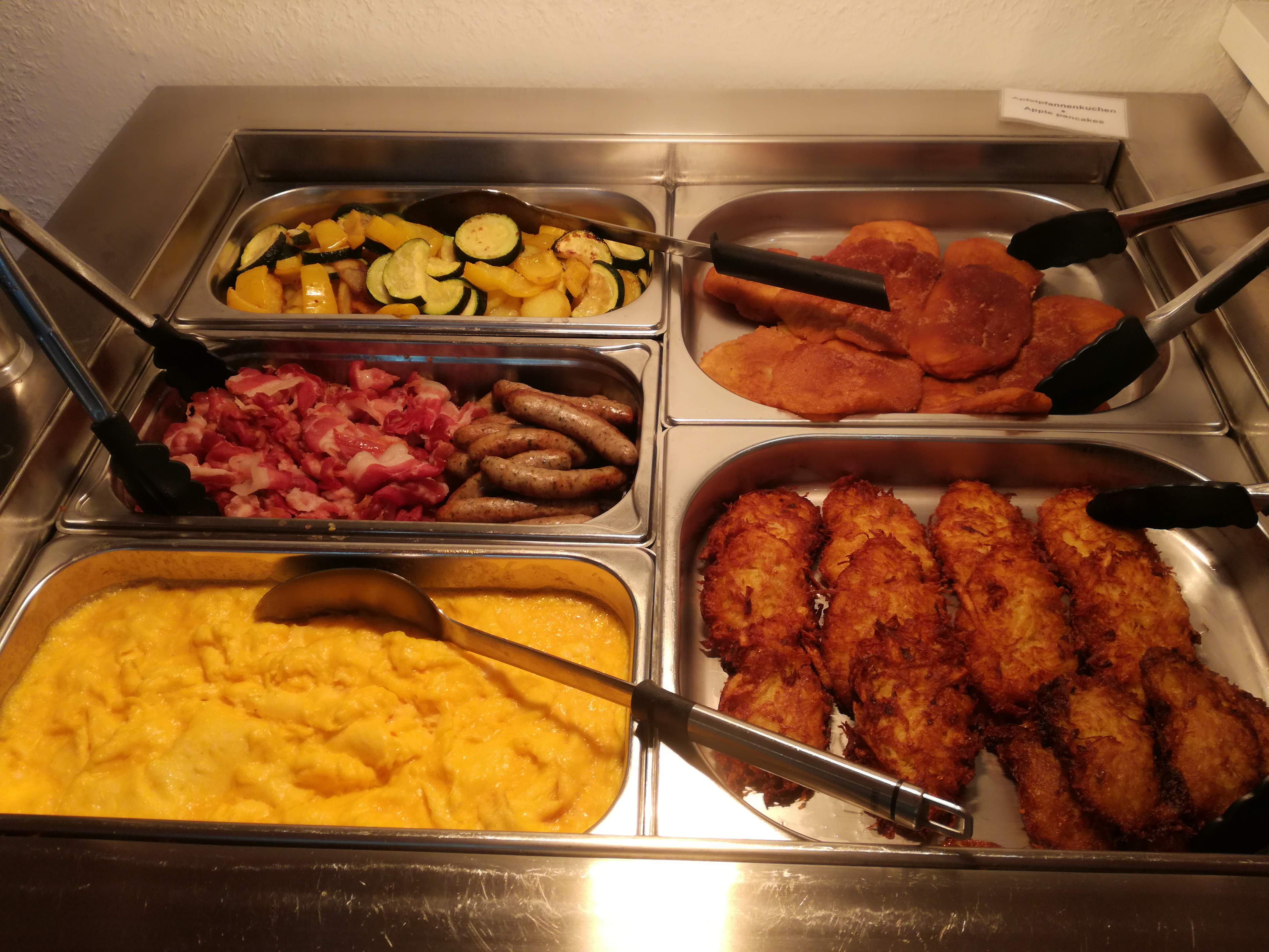 Фото Tante ALMA's Hotel Lasthaus am Ring