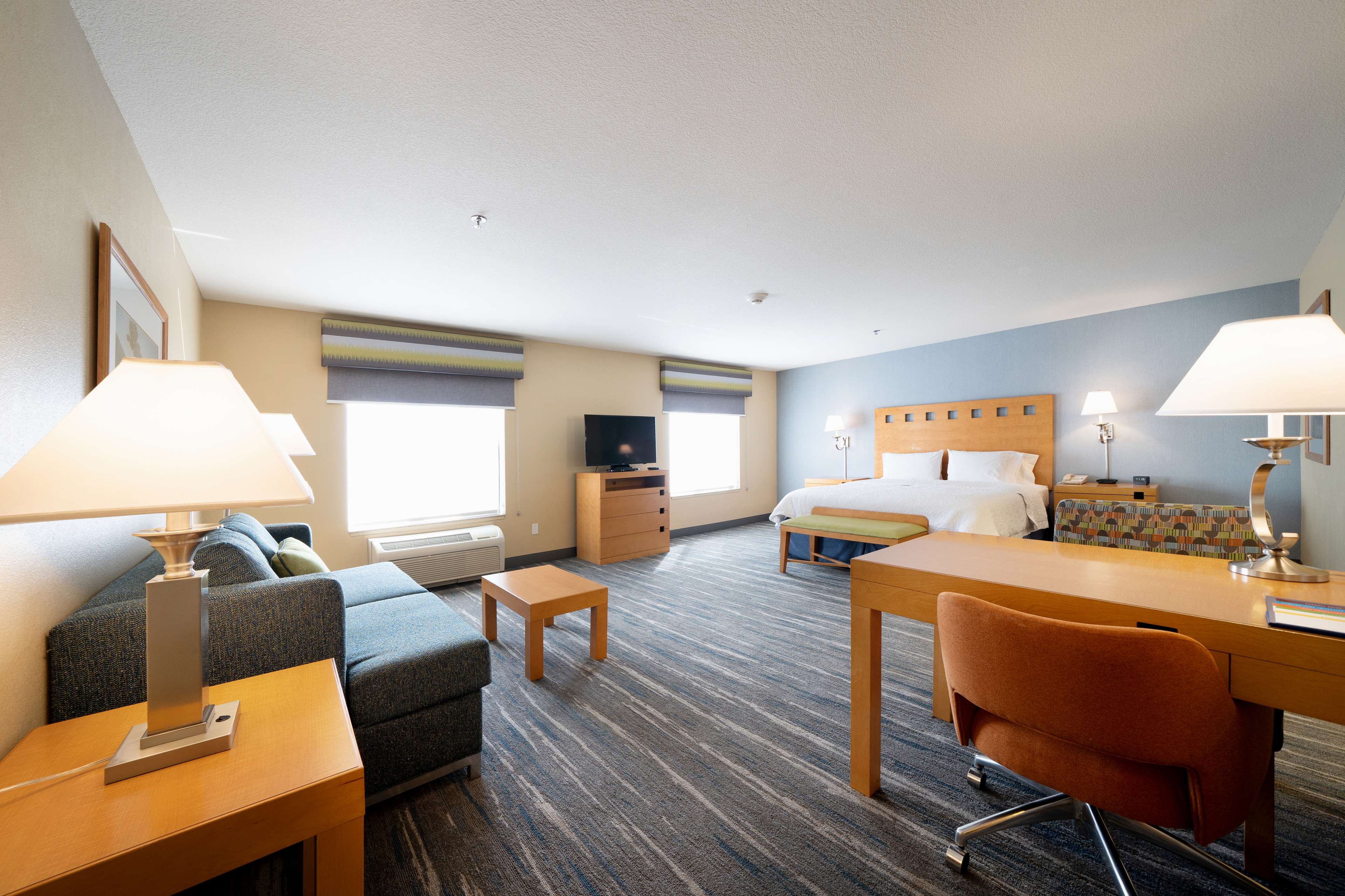 Фото Hampton Inn And Suites Madera