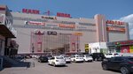 Mayak Moll (prospekt Komarova, 6/1), shopping mall