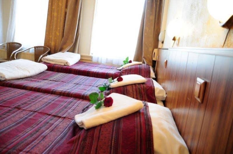 Фото Facade Hotel Amsterdam