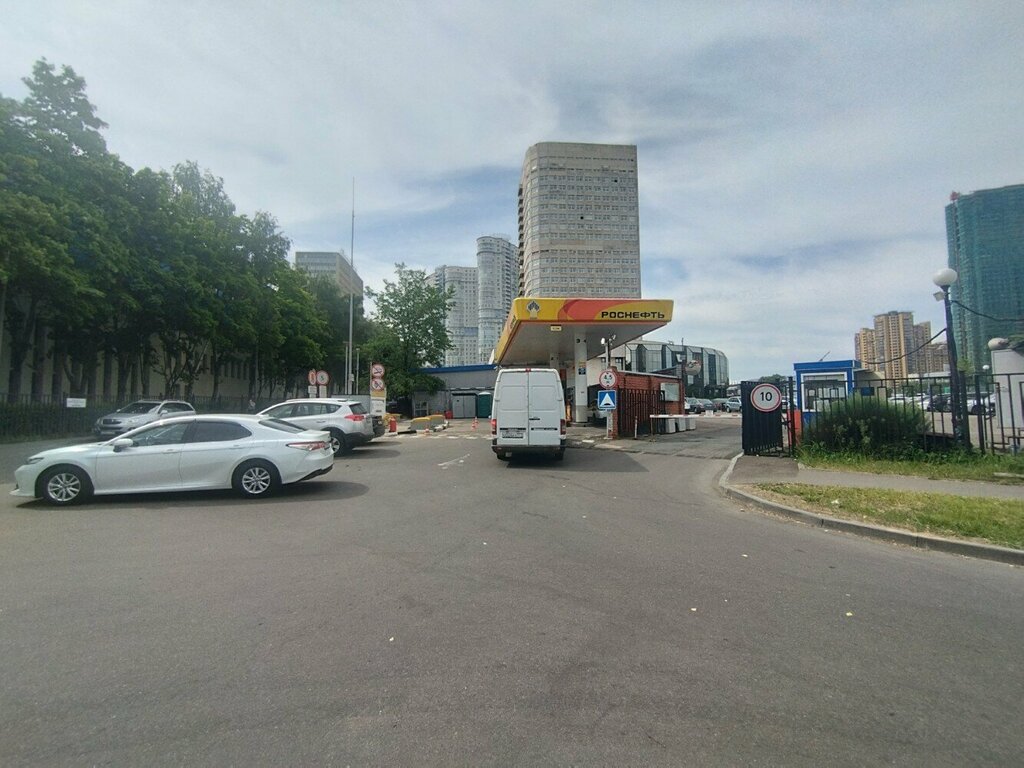 Gas station Rosneft, Moscow, photo