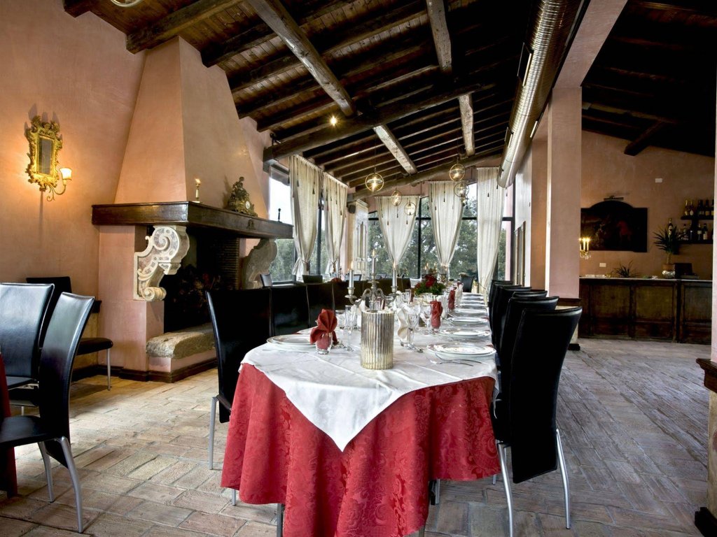 Фото La Chiesuola Hotel