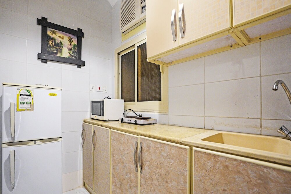 Фото Oyo 649 Al Thuraya Palace Apartments